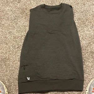 Vuori Ponto Performance Crew.  Size XL, Oregano (green)